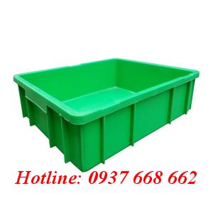 thùng nhựa b9 màu xanh lá, kích thước: 495x395x115 mm.