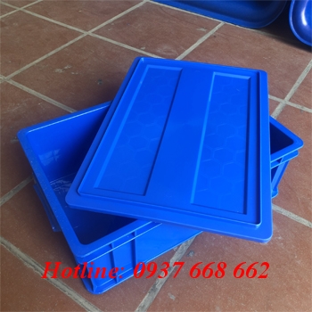 thùng nhựa đặc b4 kèm nắp, kích thước: 510x340x170 mm, màu xanh dương