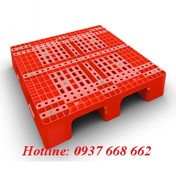 Pallet nhựa PL06LK. Kích thước: 1100x1100x150 mm. Màu đỏ